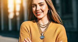Style Your Look: How to Style a Chain Necklace for Women
