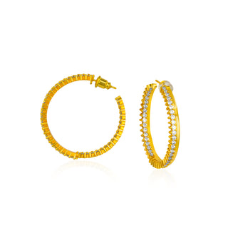 Beautiful crown earrings from Selsela for special ccasions.