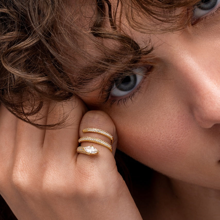 Twisted Coral Pinky Ring