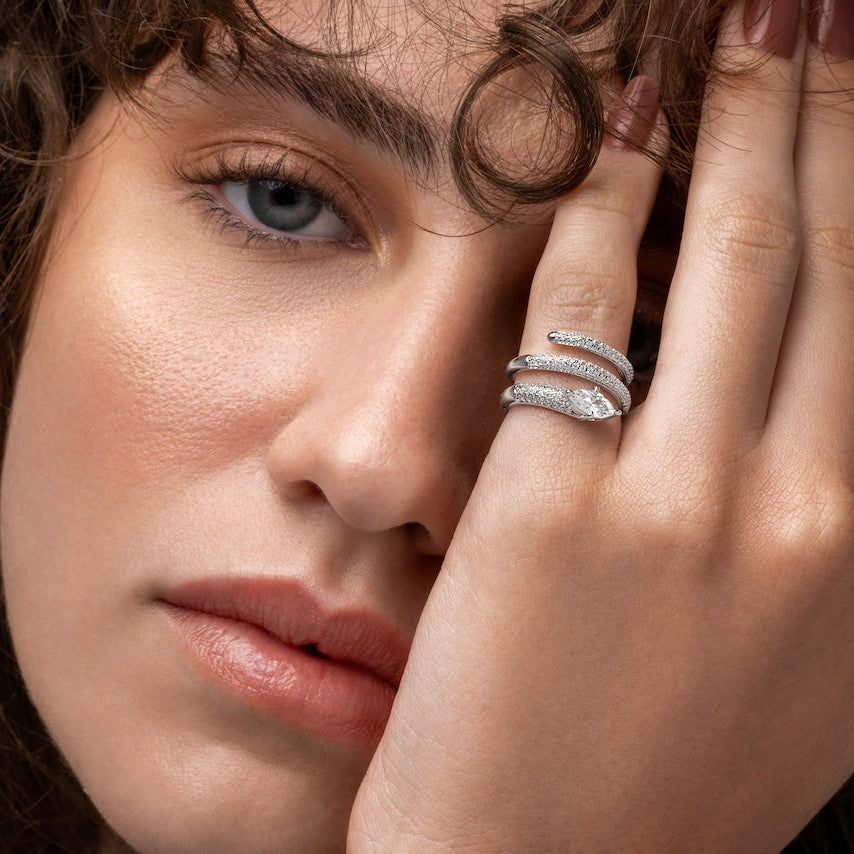 Twisted Coral Pinky Ring