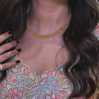 Plain Sparkle Necklace