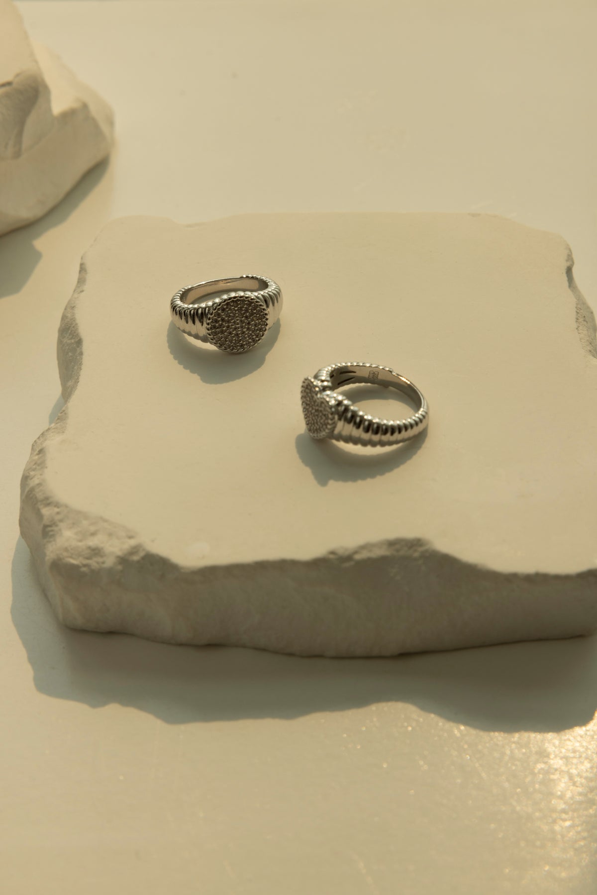 Ribbed Heart Pinky Ring