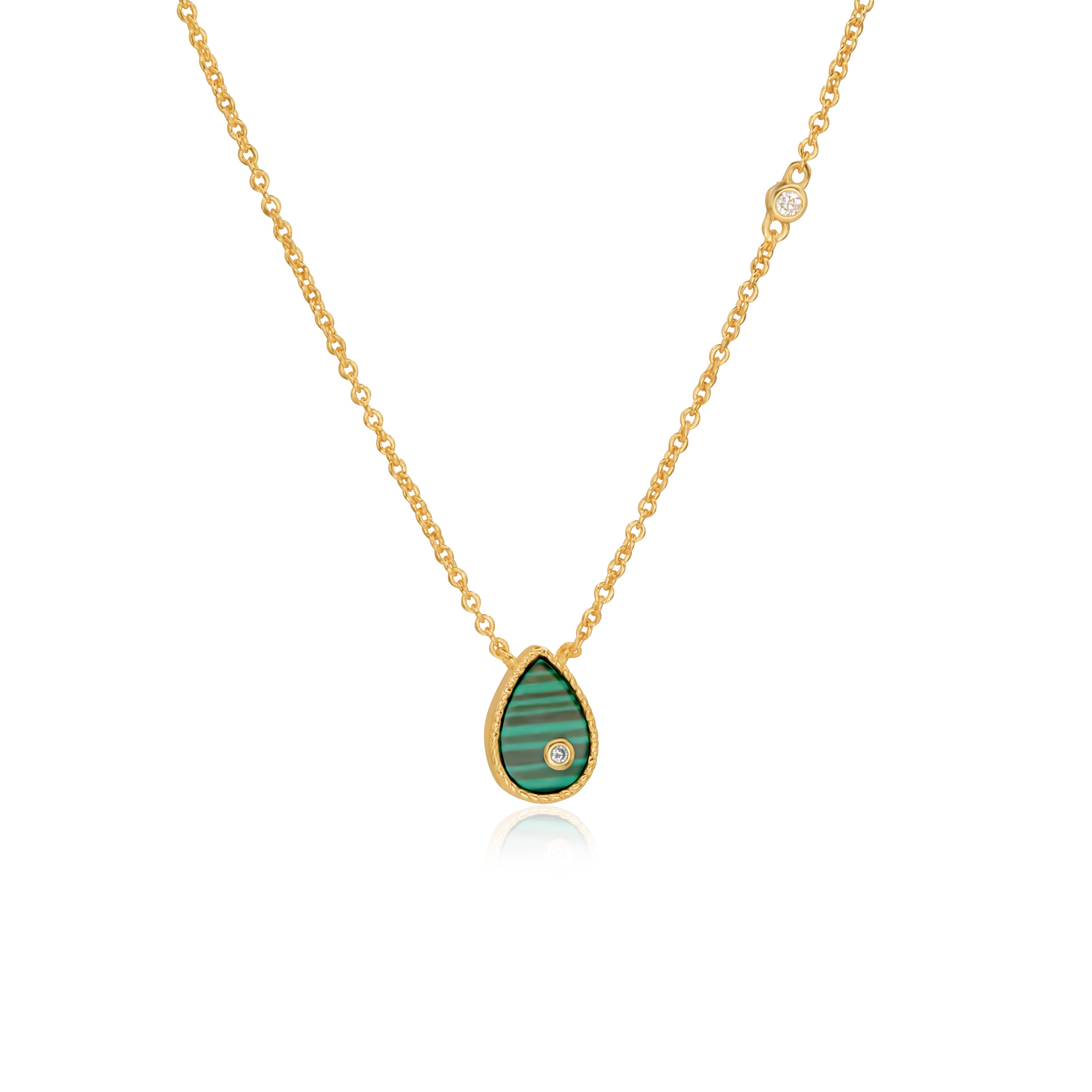 Elara Glimmer Necklace