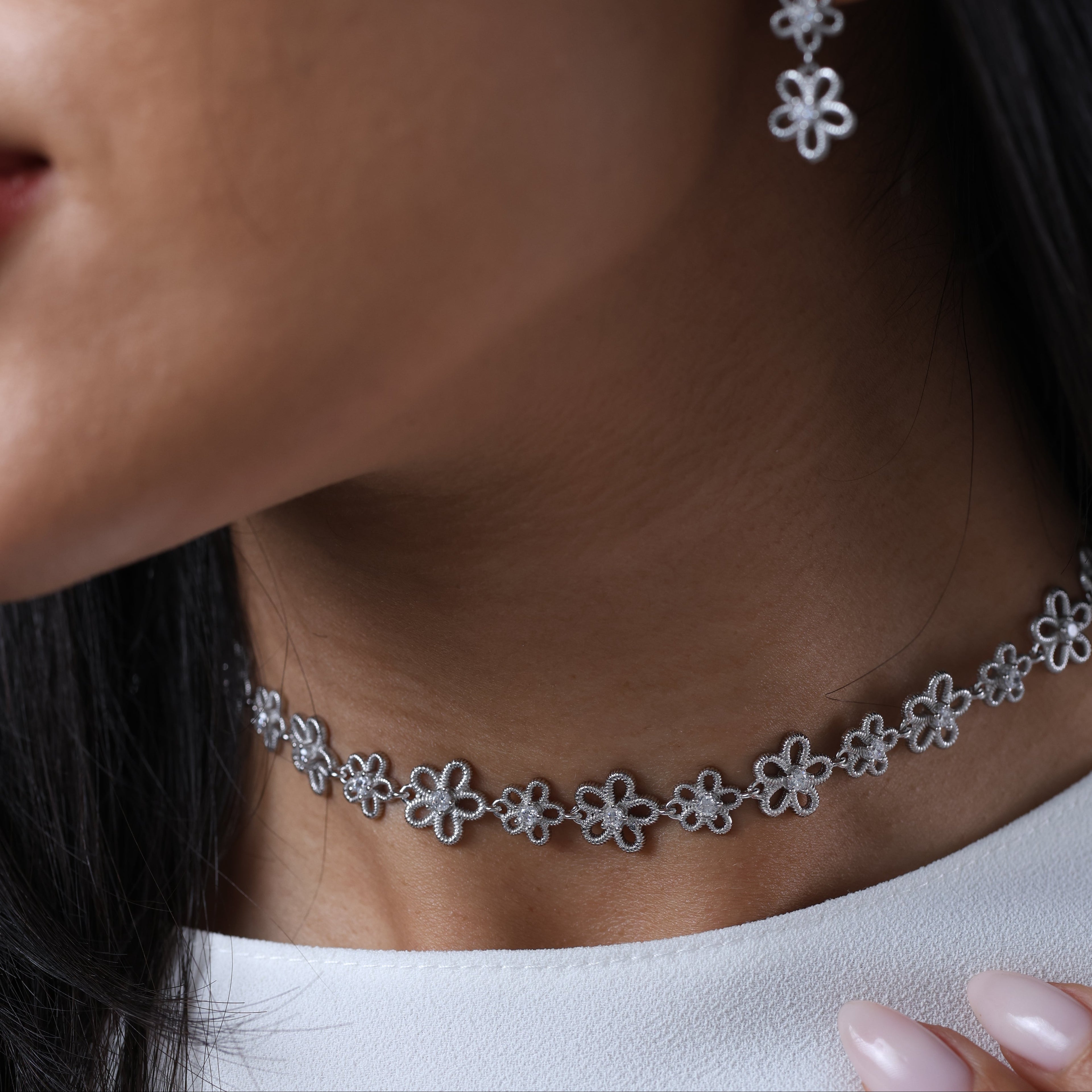 Daisy Necklace