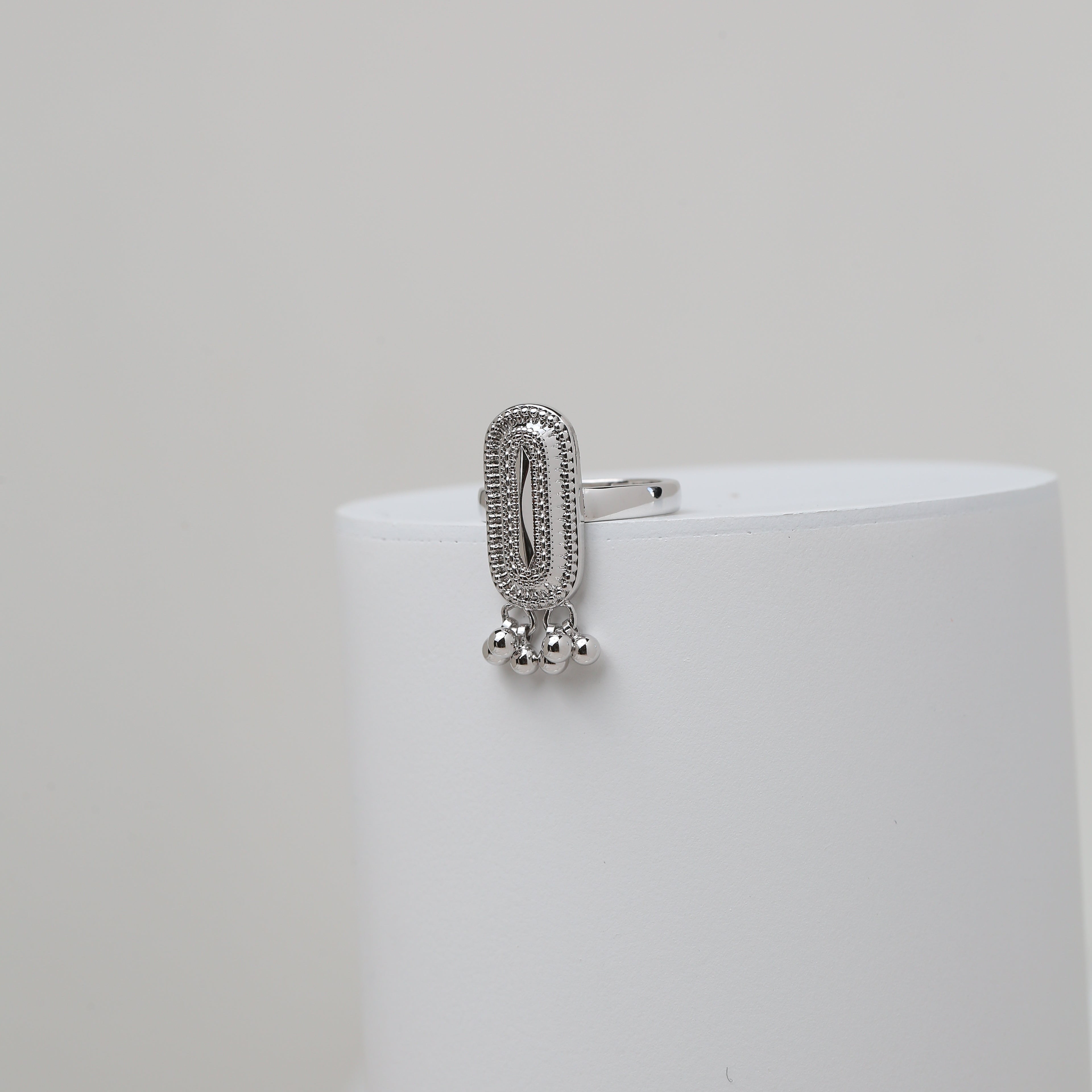 Elongated Oval Dakka Ring