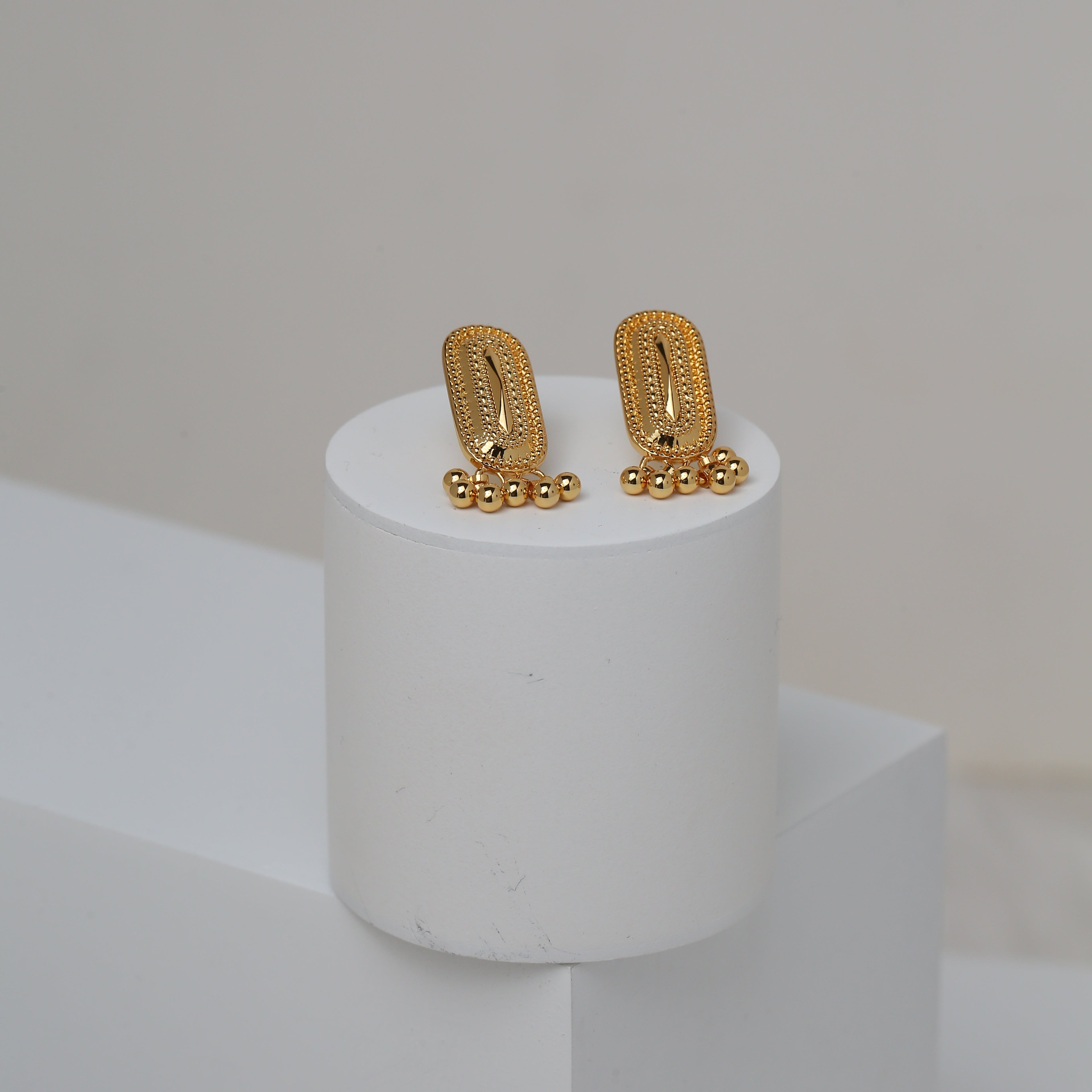 Elongated Oval Dakka Earrings