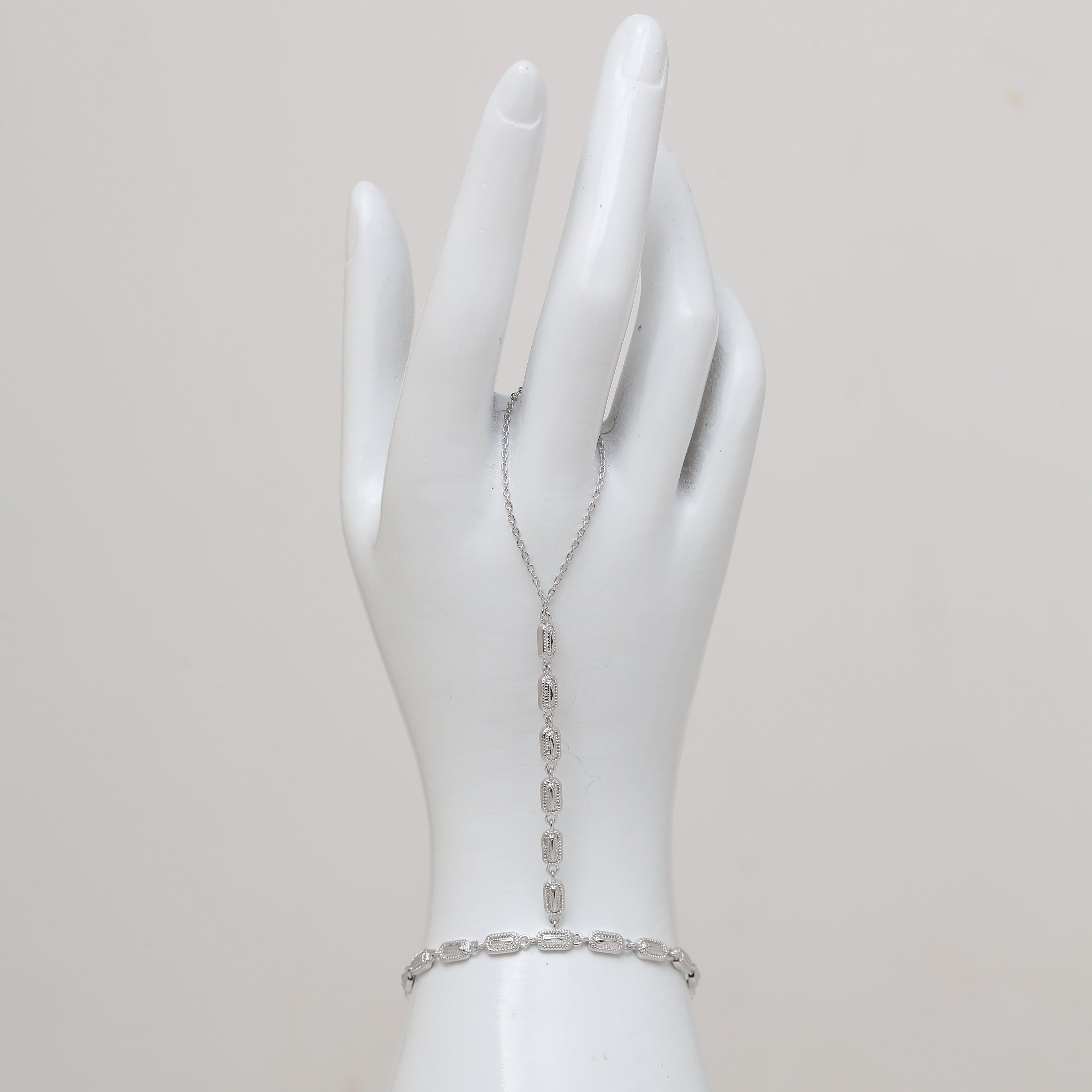 Multiple Elongated Oval Dakka Handchain
