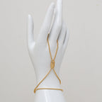 One Elongated Oval Dakka Handchain
