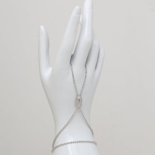 One Elongated Oval Dakka Handchain