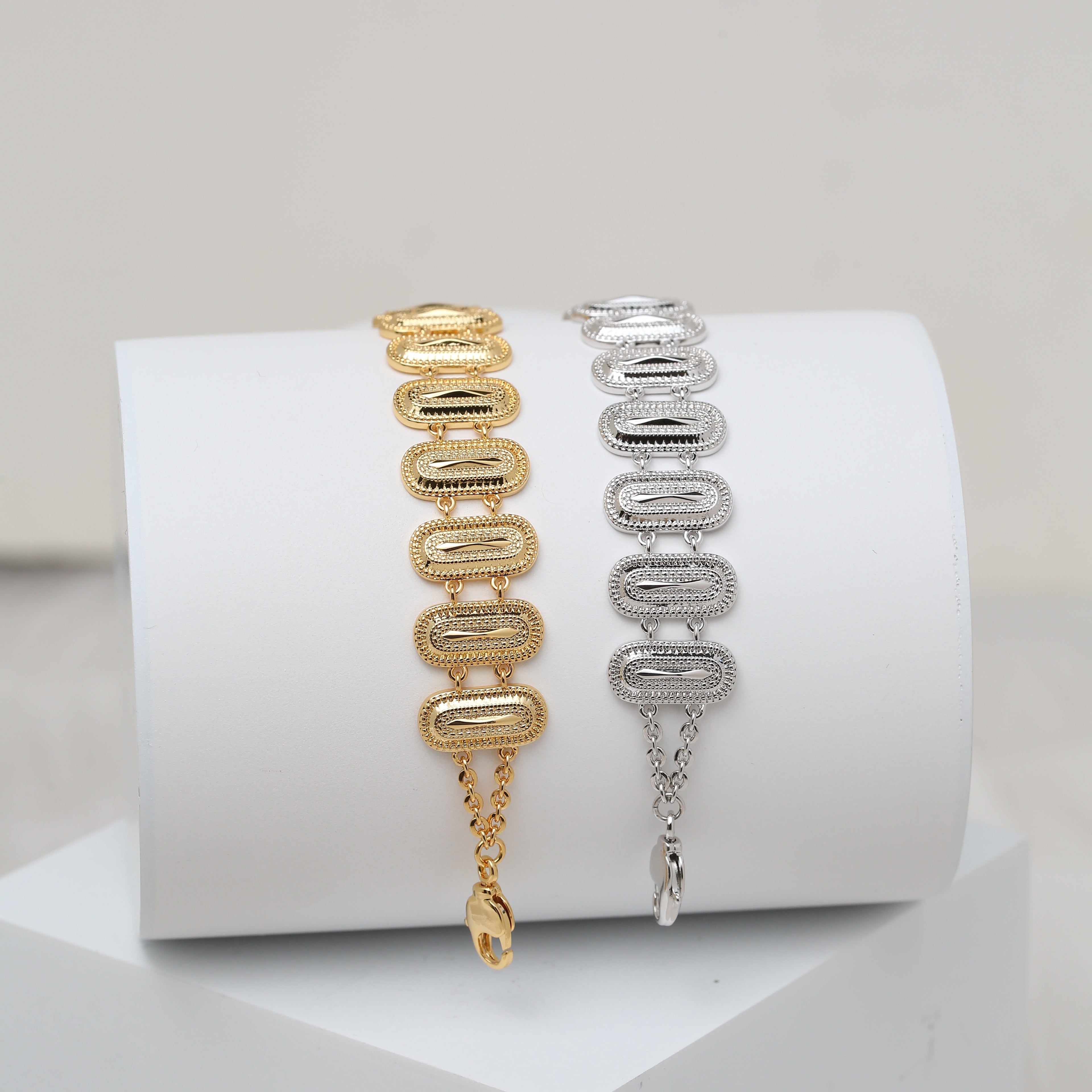 Elongated Oval Dakka Bracelet