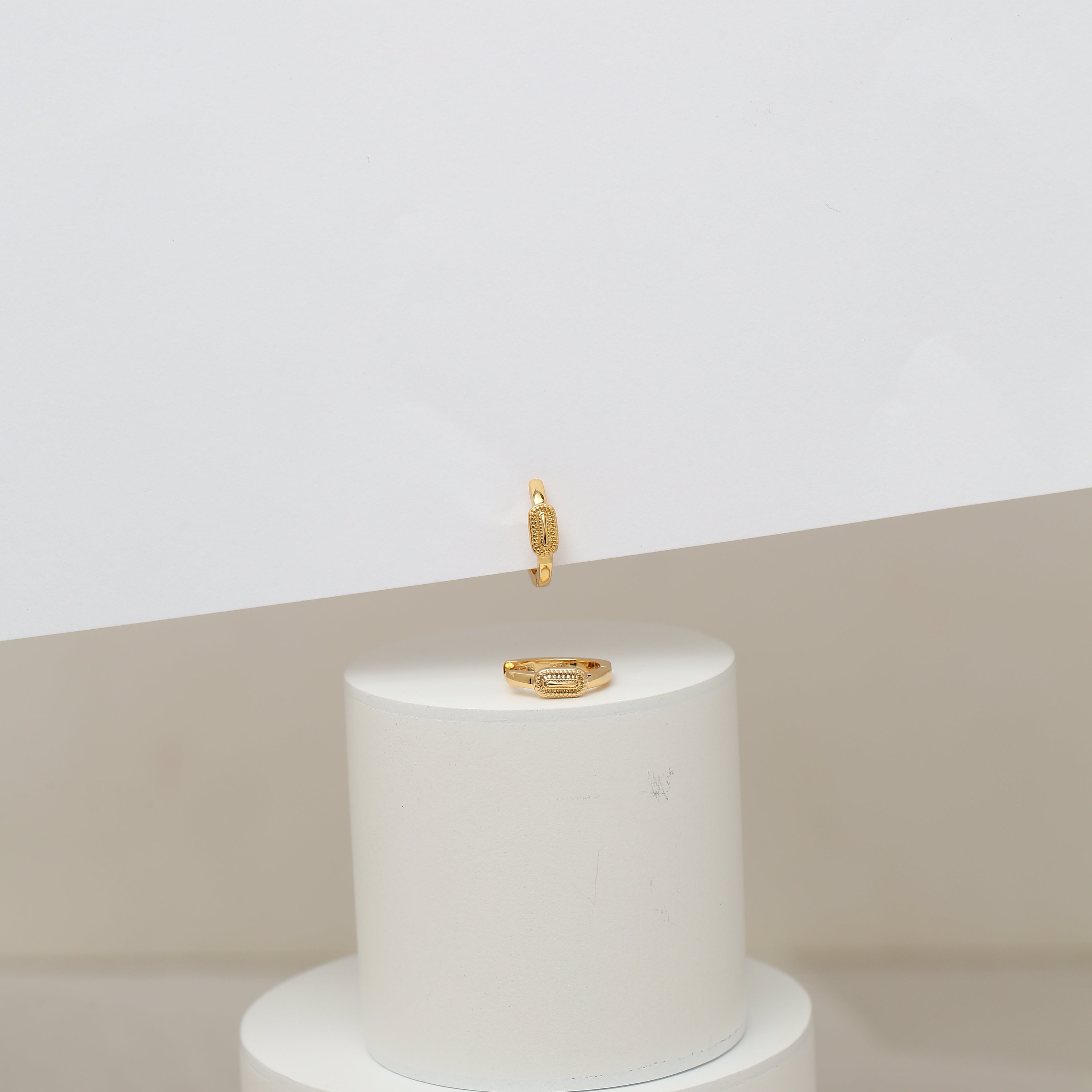 Mini Elongated Oval Dakka Earring Huggies