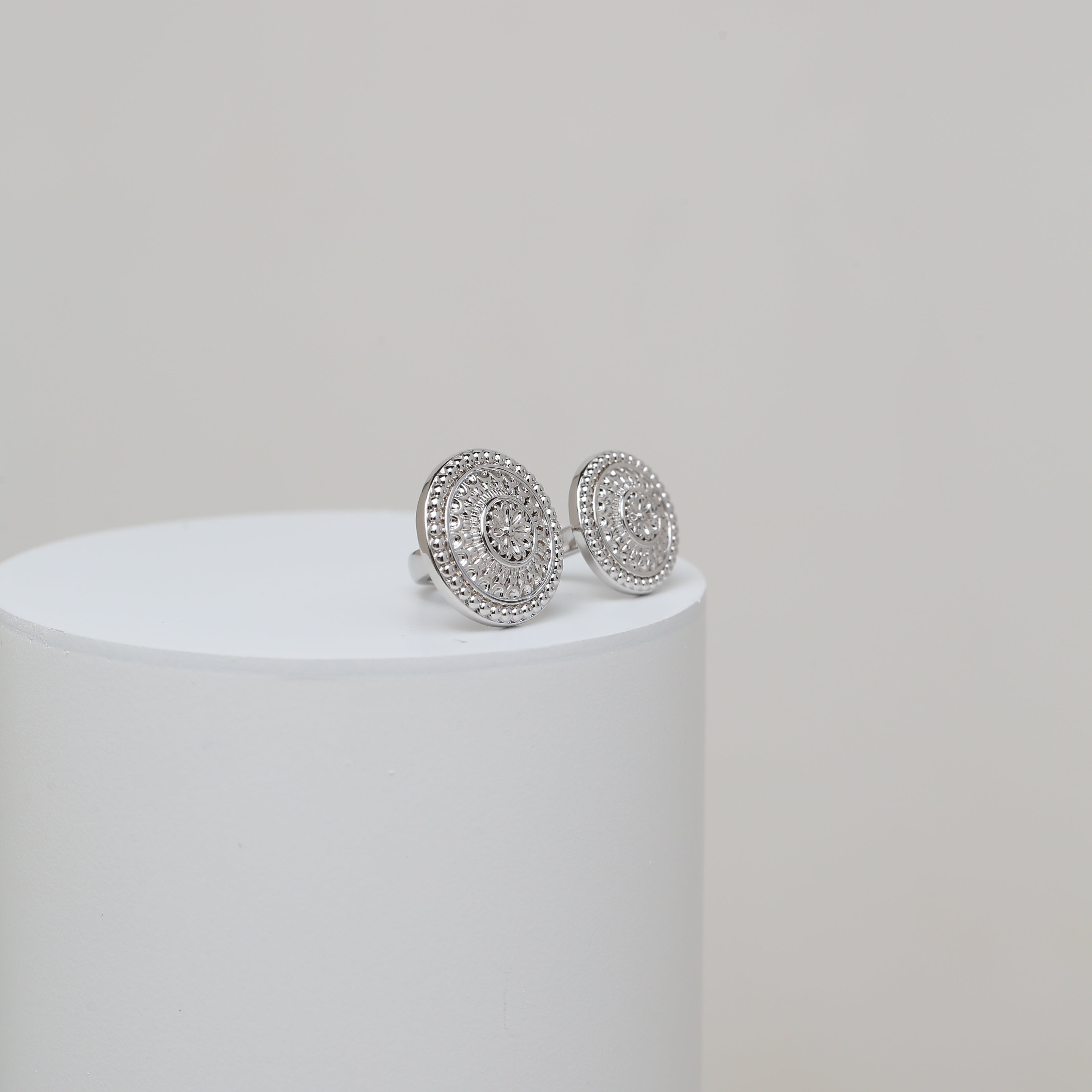 Round Dakka Two Side Ring