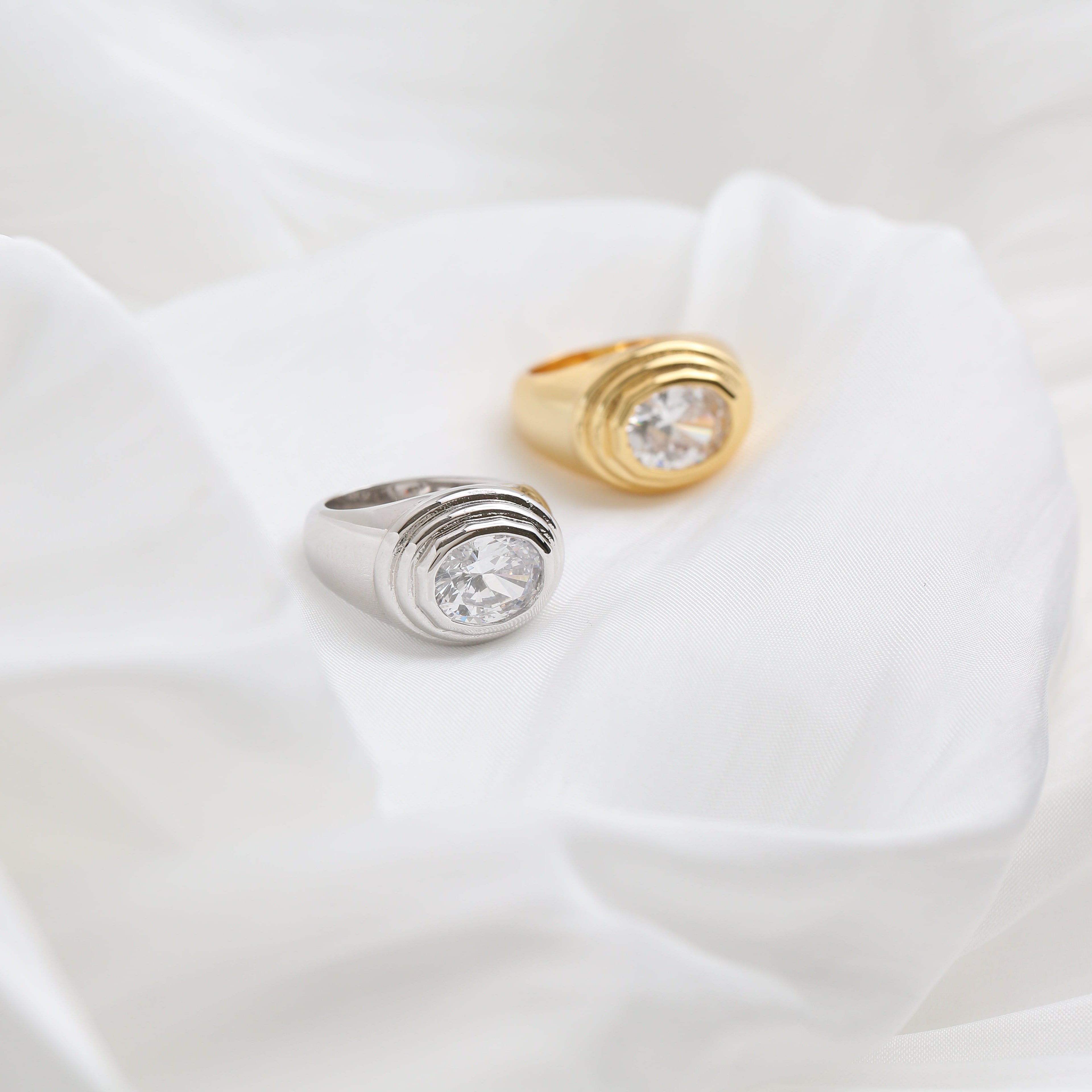 Round Stairs Pinky Ring