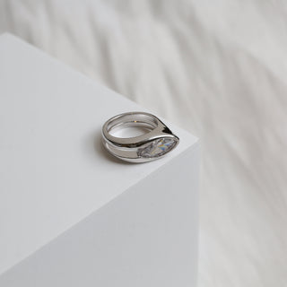 Diagonal Almond Ring