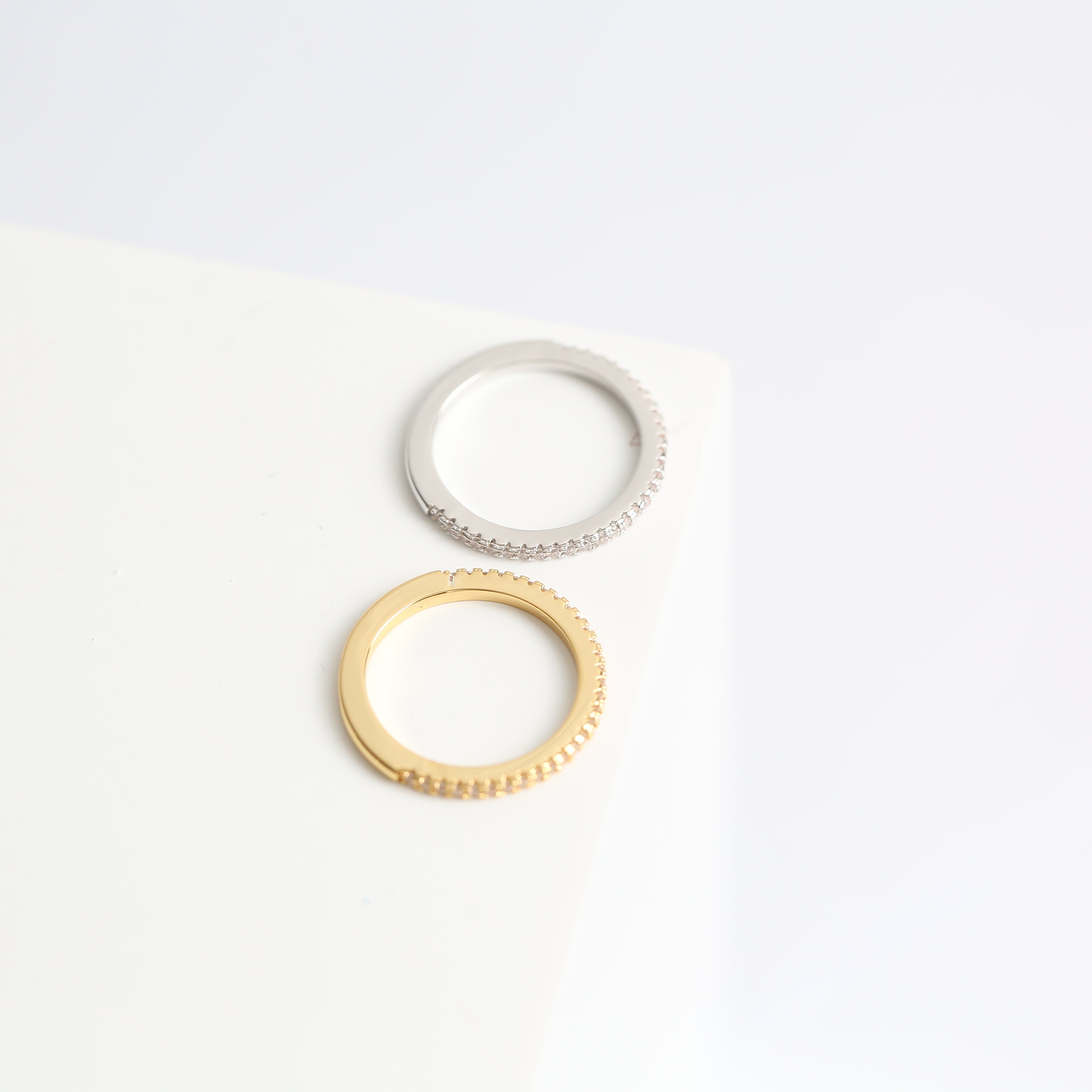 Single Line Pinky Ring