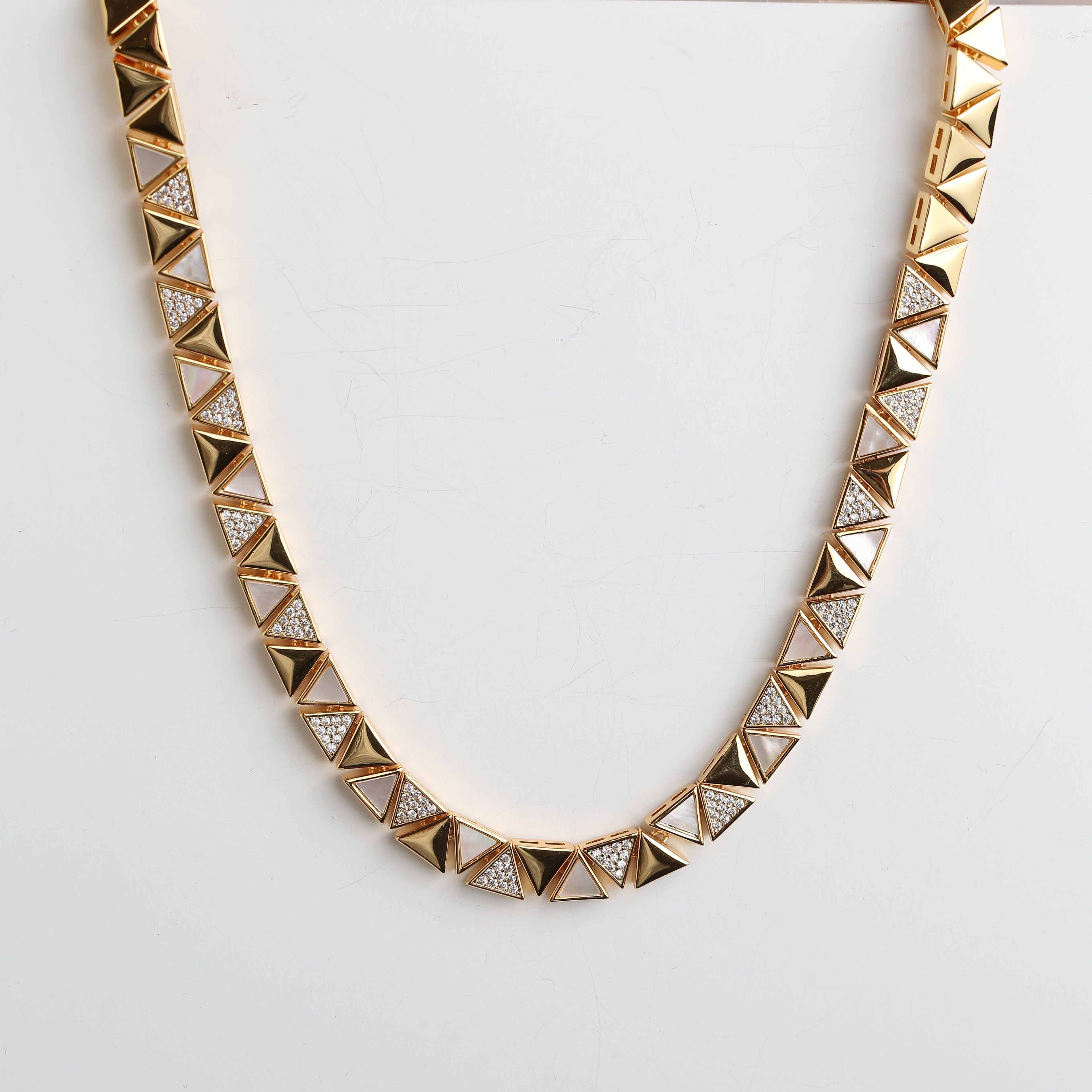 Sadaf Triangle Necklace
