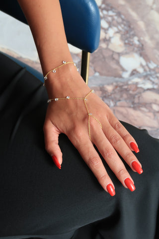 Moonlace Handchain
